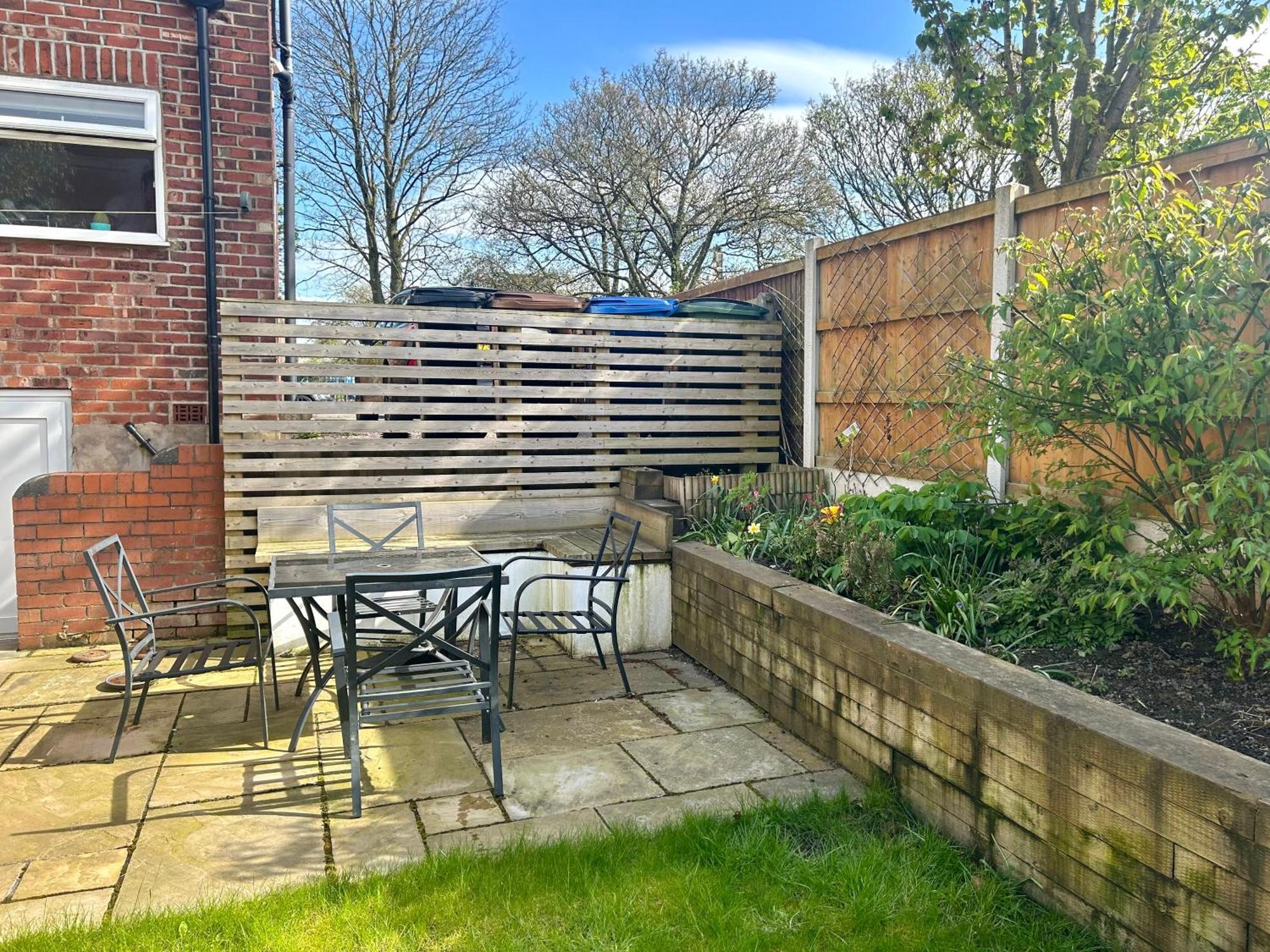 Lovely, Large Double Bedroom With Park View In Home Hazel Grove Exterior photo
